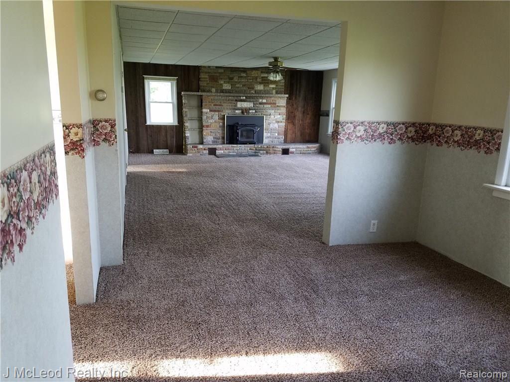 9245 State Road Millington, MI 48746 - Photo 7 of 28 20160906_085555.jpg