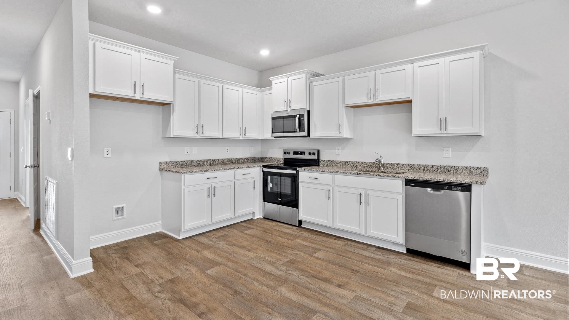 7749 Courant Circle Foley, AL 36535 - Photo 16 of 27