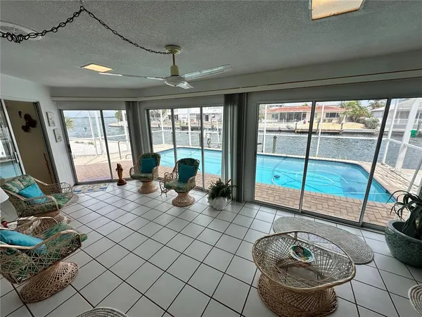 $3,000 | 3615 100th Street West, Bradenton, FL 34210