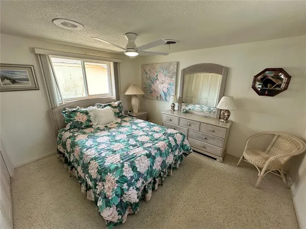 $3,000 | 3615 100th Street West, Bradenton, FL 34210