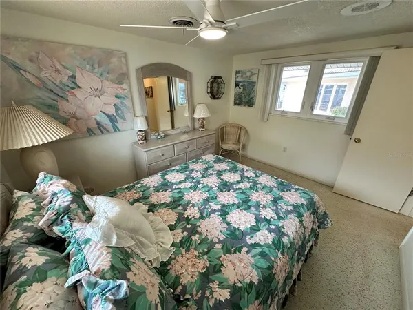 $3,000 | 3615 100th Street West, Bradenton, FL 34210