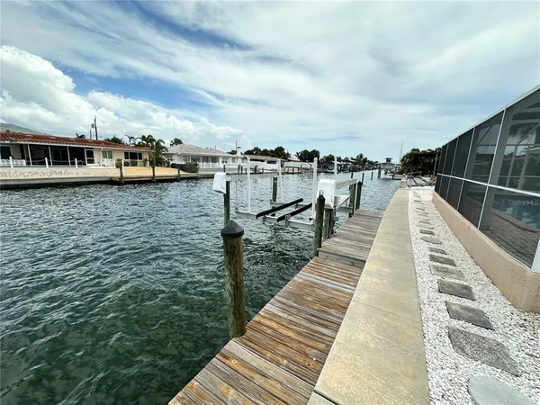 $3,000 | 3615 100th Street West, Bradenton, FL 34210