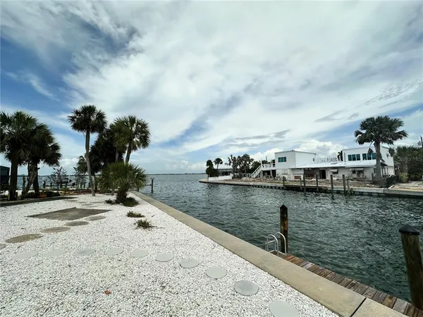 $3,000 | 3615 100th Street West, Bradenton, FL 34210