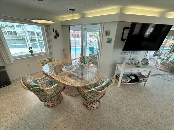 $3,000 | 3615 100th Street West, Bradenton, FL 34210