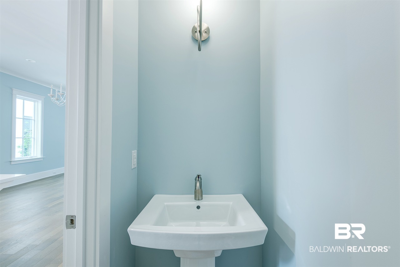 72 Fairhope Avenue, Unit 6 Fairhope, AL 36532 - Photo 37 of 44