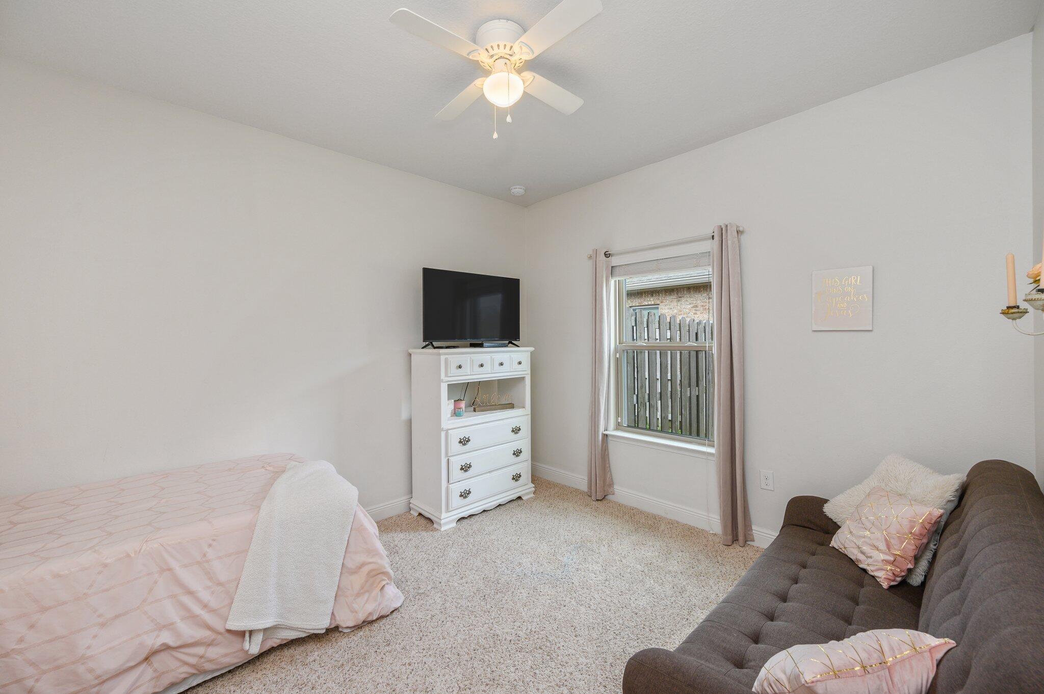 417 Chickadee Street Crestview, FL 32539 - Photo 29 of 49 CA2DE4A0-1C7E-41DA-AF31-49F037294EC1