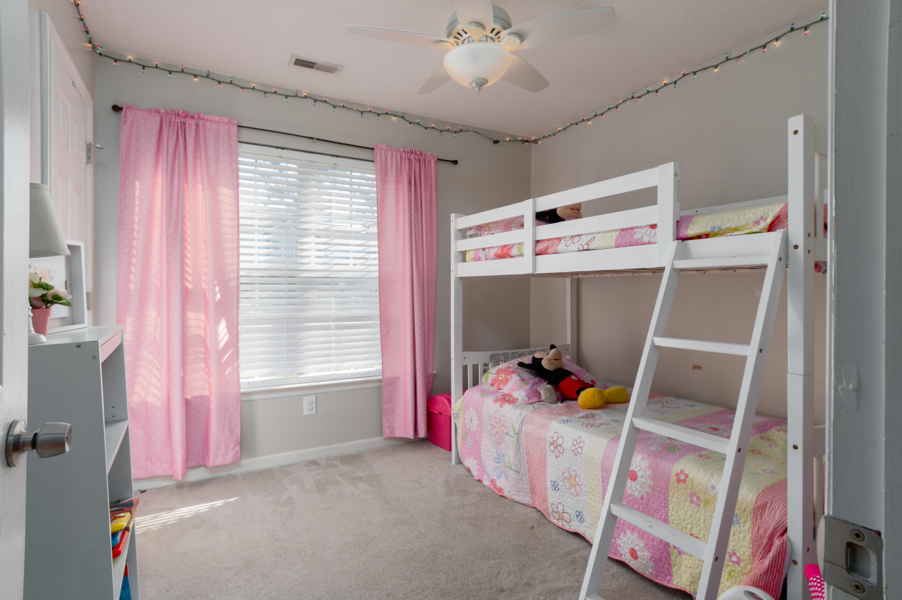 1323 Lantern Road Summerville, SC 29486 - Photo 16 of 32 16