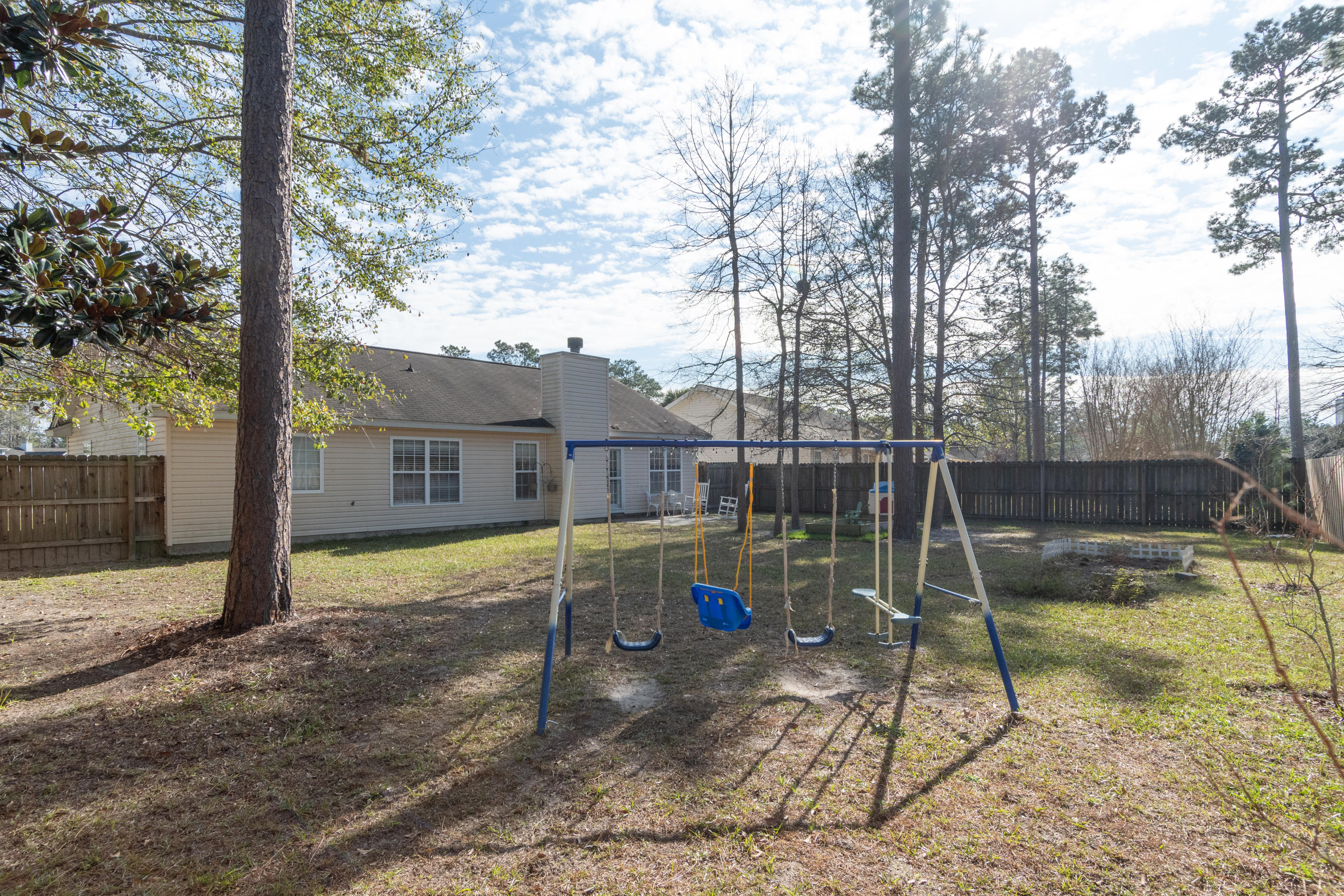 1323 Lantern Road Summerville, SC 29486 - Photo 31 of 32 31