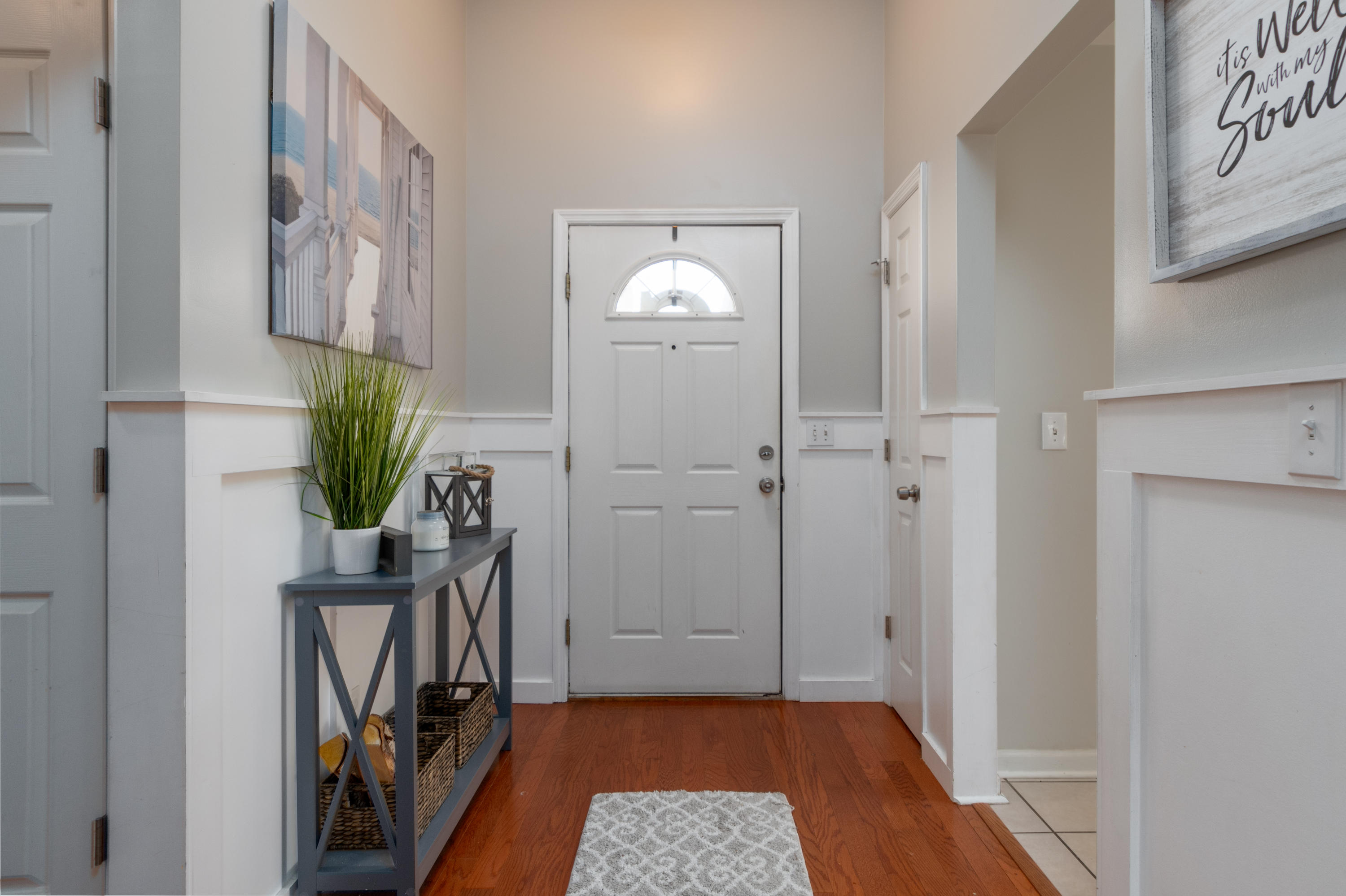 1323 Lantern Road Summerville, SC 29486 - Photo 5 of 32 05