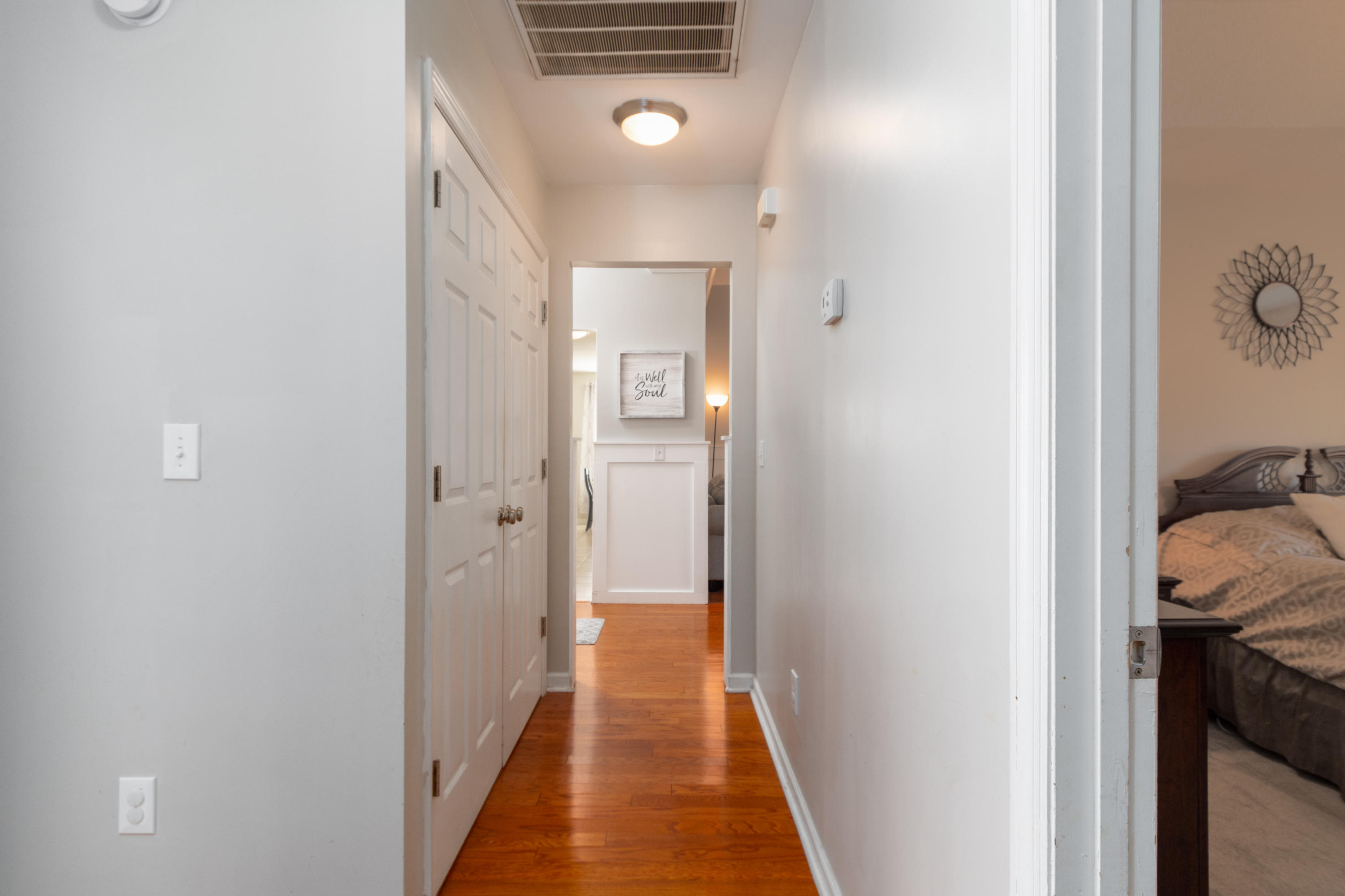 1323 Lantern Road Summerville, SC 29486 - Photo 8 of 32 08