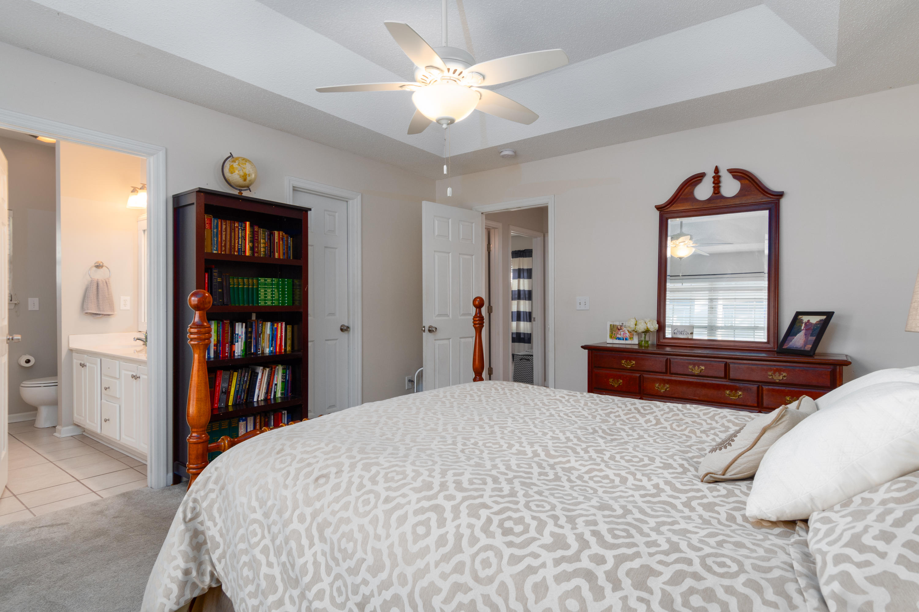 1323 Lantern Road Summerville, SC 29486 - Photo 10 of 32 10