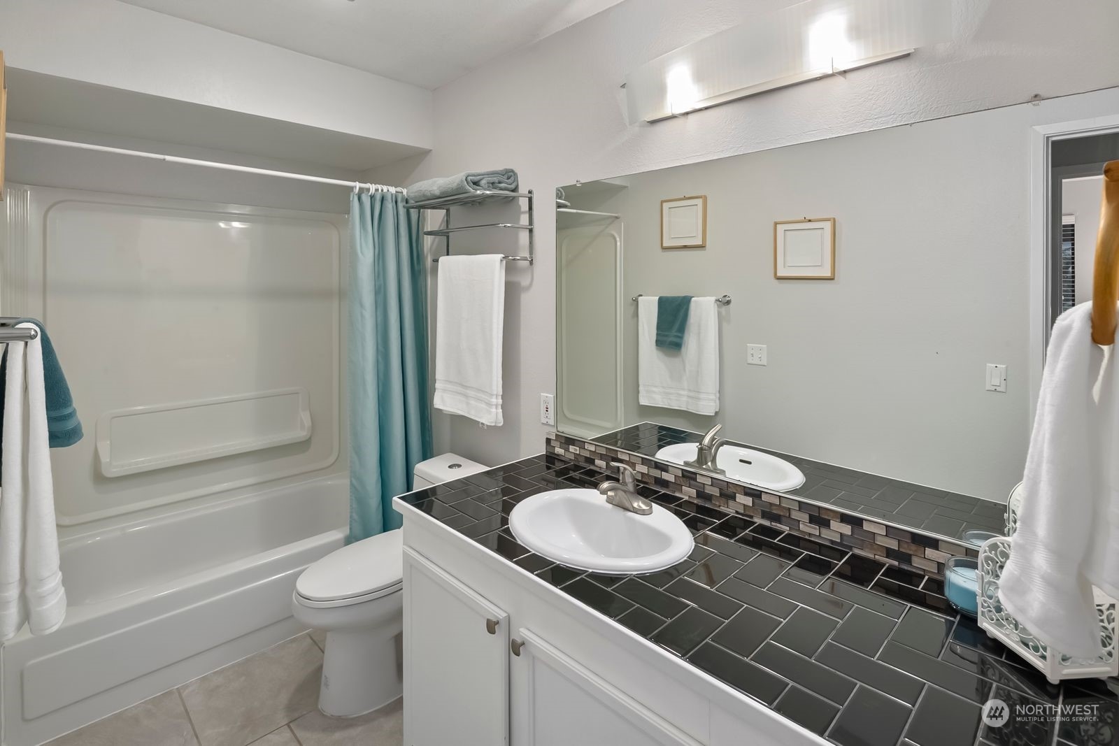 11520 Southeast 175th Street Renton, WA 98055 - Photo 17 of 26 Gallery Image 17
