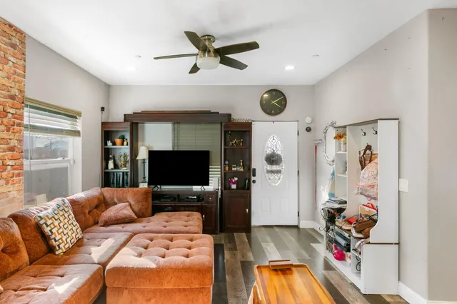 $424,000 | 1502 Harris Avenue, Sacramento, CA 95838