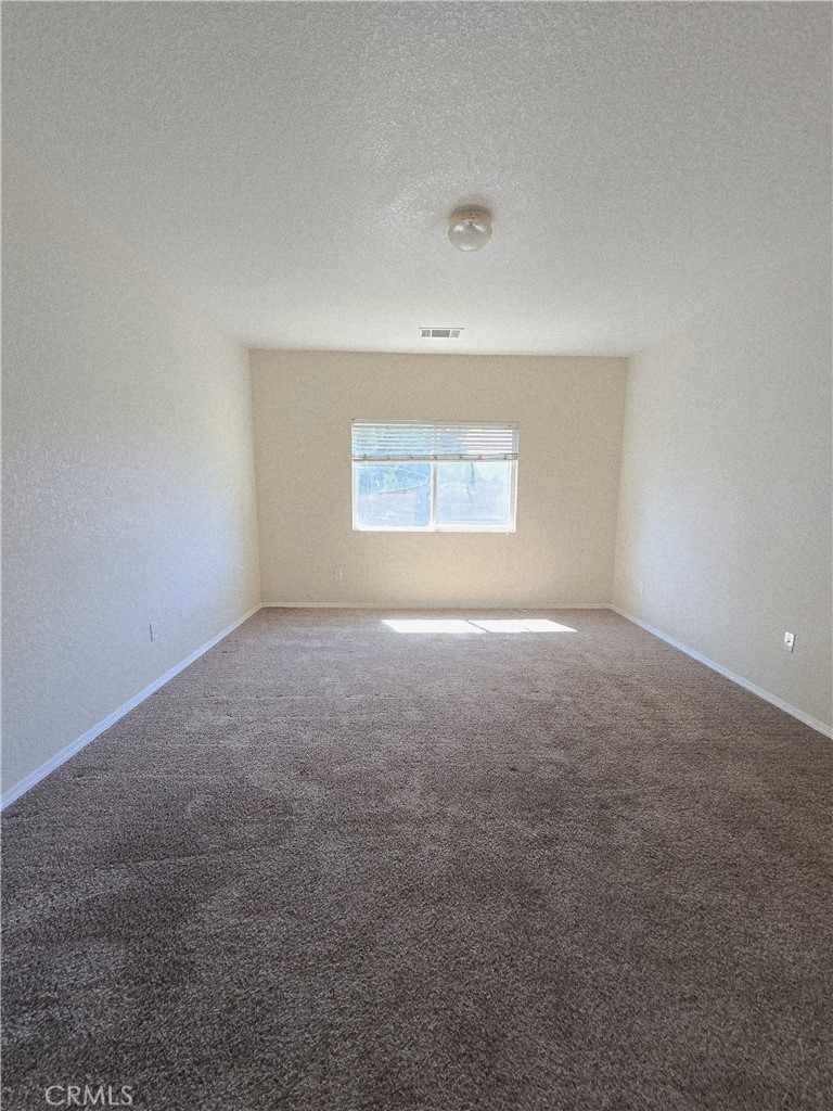 2656 Mira Court Merced, CA 95341 - Photo 15 of 23 an empty room with a window