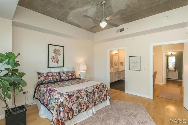 $589,000 | 4545 Lindell Boulevard, Unit 14, St. Louis, MO 63108