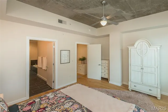 $589,000 | 4545 Lindell Boulevard, Unit 14, St. Louis, MO 63108