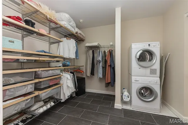 $589,000 | 4545 Lindell Boulevard, Unit 14, St. Louis, MO 63108