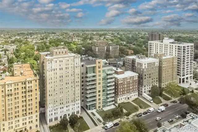 $589,000 | 4545 Lindell Boulevard, Unit 14, St. Louis, MO 63108