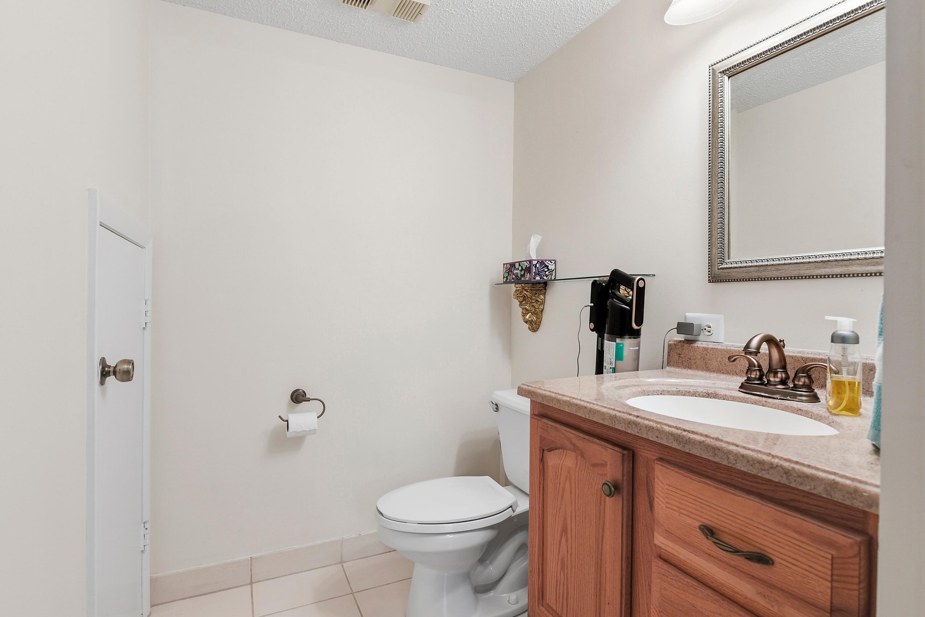 3802 Jefferson Street Stuart, FL 34997 - Photo 10 of 21 012-022-3802 SE Jefferson St-4200x2804