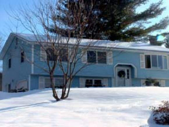 561 Union Road Belmont, NH 03220 - Photo 1 of 4