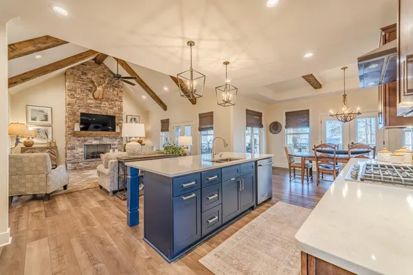 $899,000 | 25 Gentle Rdg Way, Savannah, TN 38372