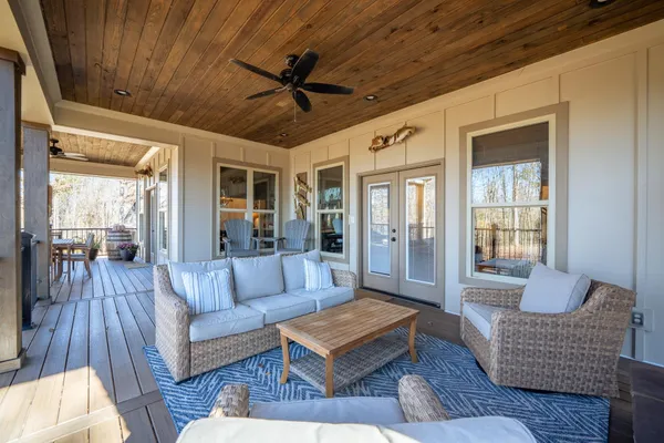 $899,000 | 25 Gentle Rdg Way, Savannah, TN 38372