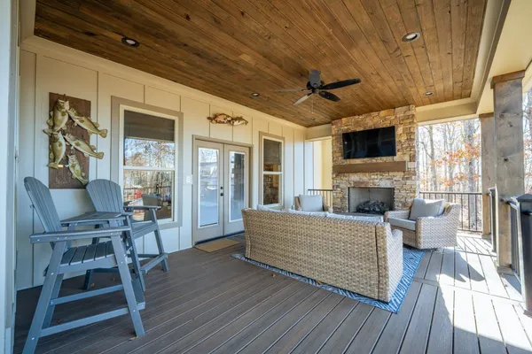 $899,000 | 25 Gentle Rdg Way, Savannah, TN 38372