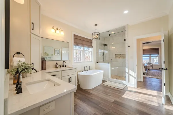 $899,000 | 25 Gentle Rdg Way, Savannah, TN 38372