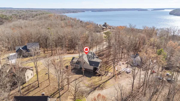 $899,000 | 25 Gentle Rdg Way, Savannah, TN 38372