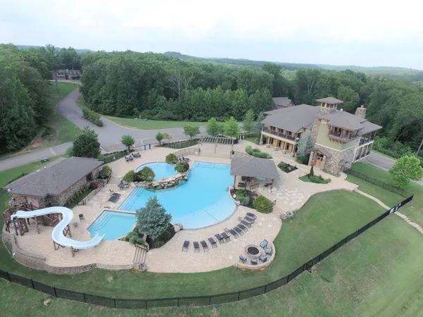 $899,000 | 25 Gentle Rdg Way, Savannah, TN 38372