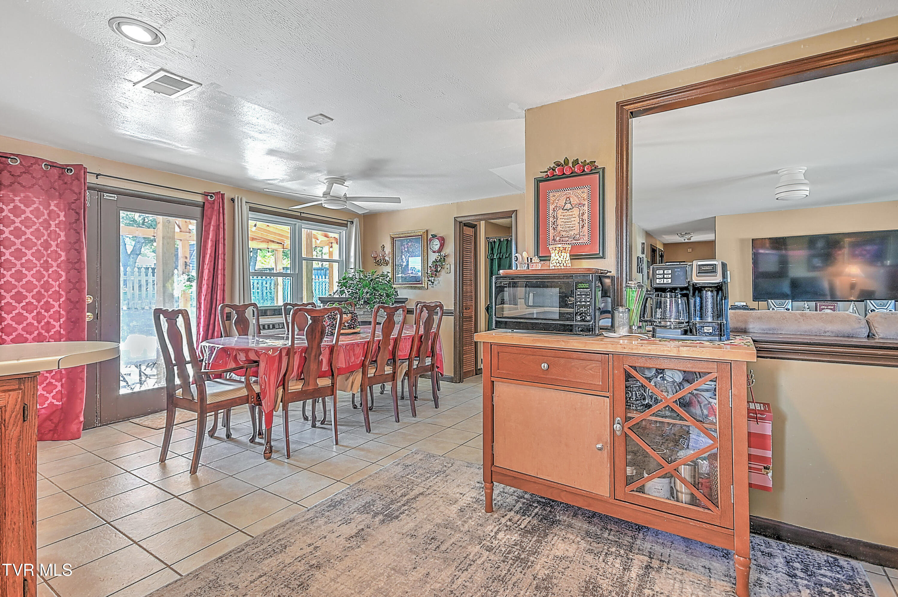 328 Shannon View Road Gray, TN 37615 - Photo 5 of 17 328 Shannon View BP-16