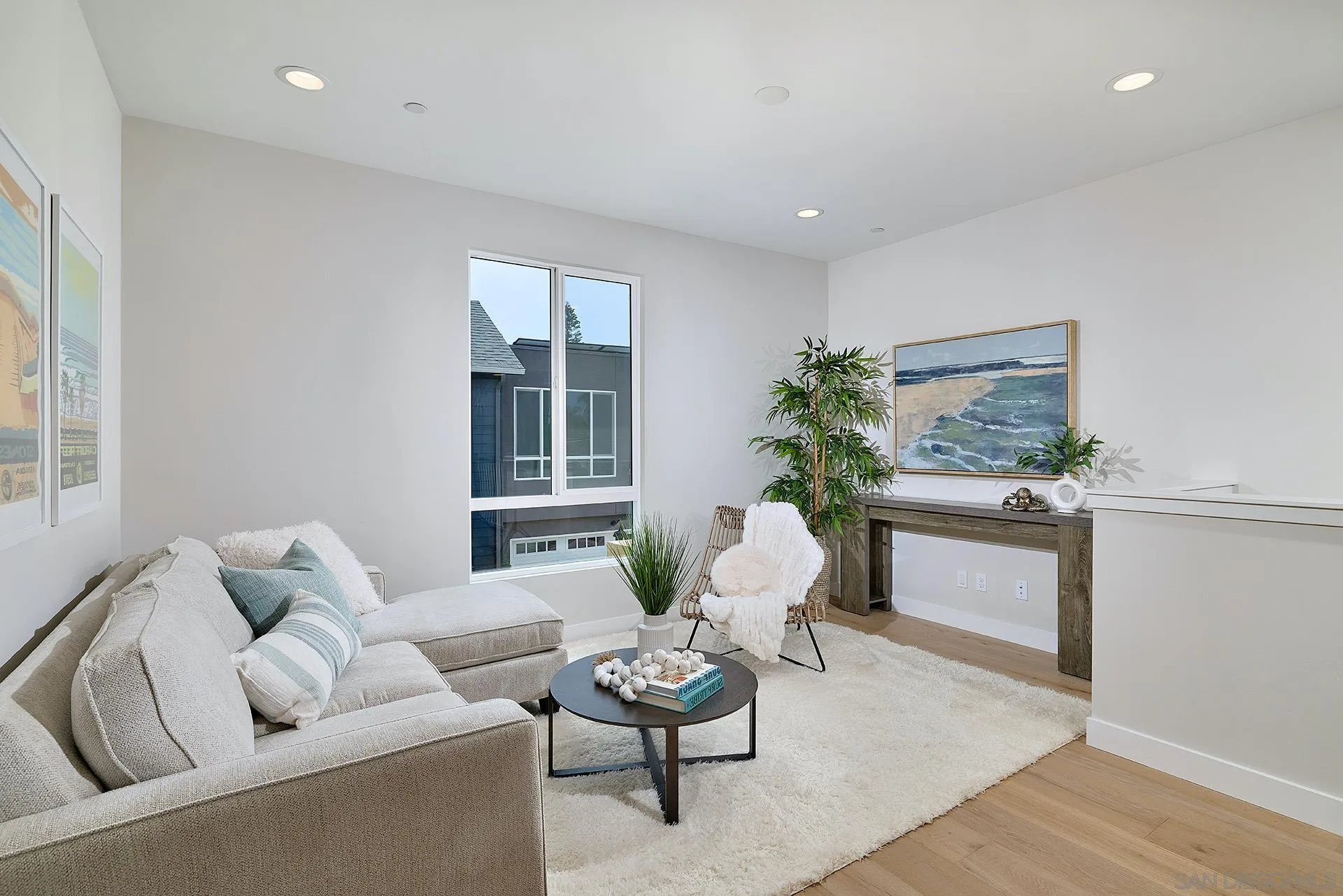 551 North Vulcan Avenue Encinitas, CA 92024 - Photo 8 of 24