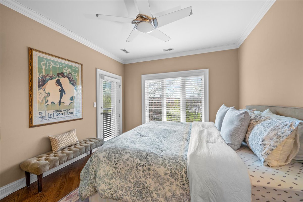 332 Regent Wood Road, Unit 332 Northfield, IL 60093 - Photo 24 of 28