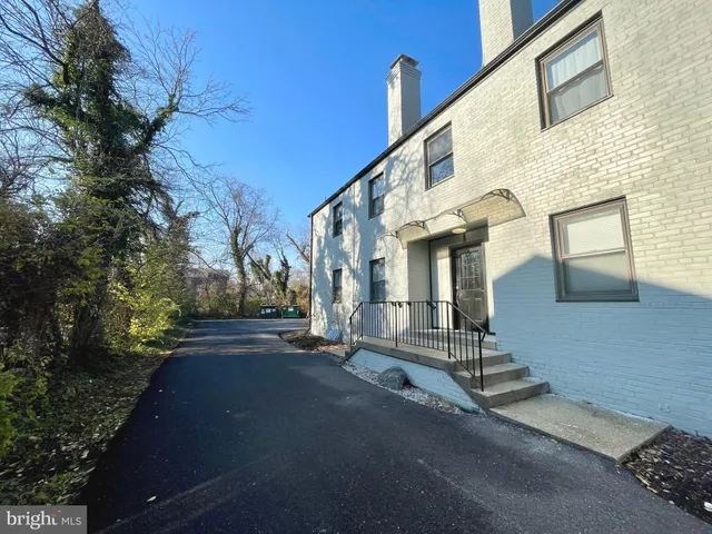 $1,500 | 7404 Columbia Avenue, Unit 5, College Park, MD 20740