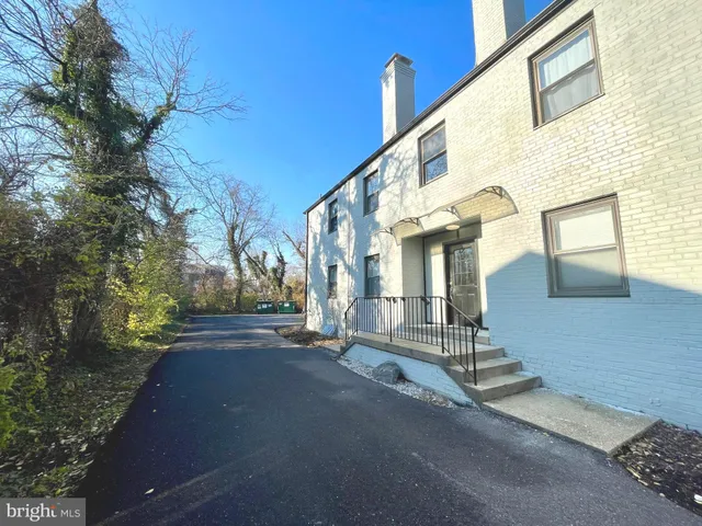 $1,500 | 7404 Columbia Avenue, Unit 5, College Park, MD 20740