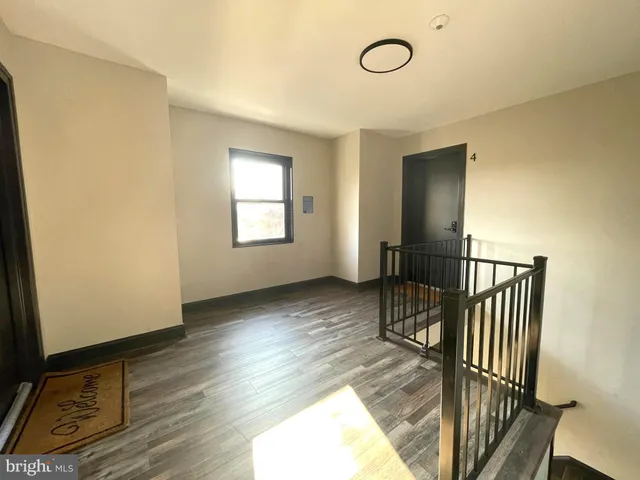 $1,500 | 7404 Columbia Avenue, Unit 5, College Park, MD 20740