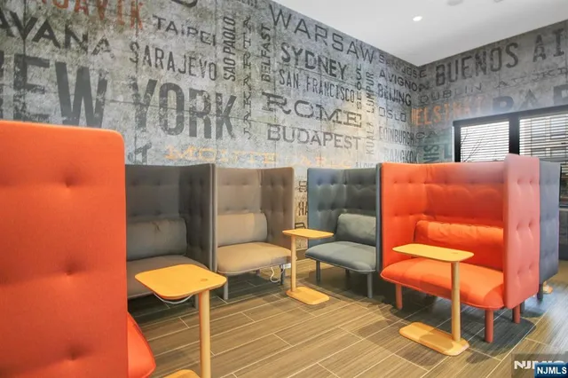 $699,000 | 24 Ave At Port Imperial, Unit B46, West New York, NJ 07093