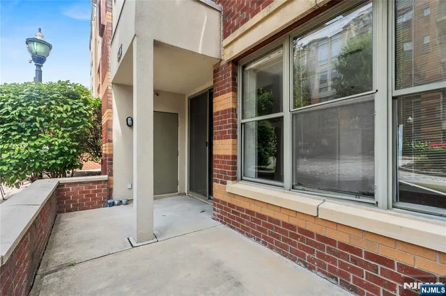 $699,000 | 24 Ave At Port Imperial, Unit B46, West New York, NJ 07093