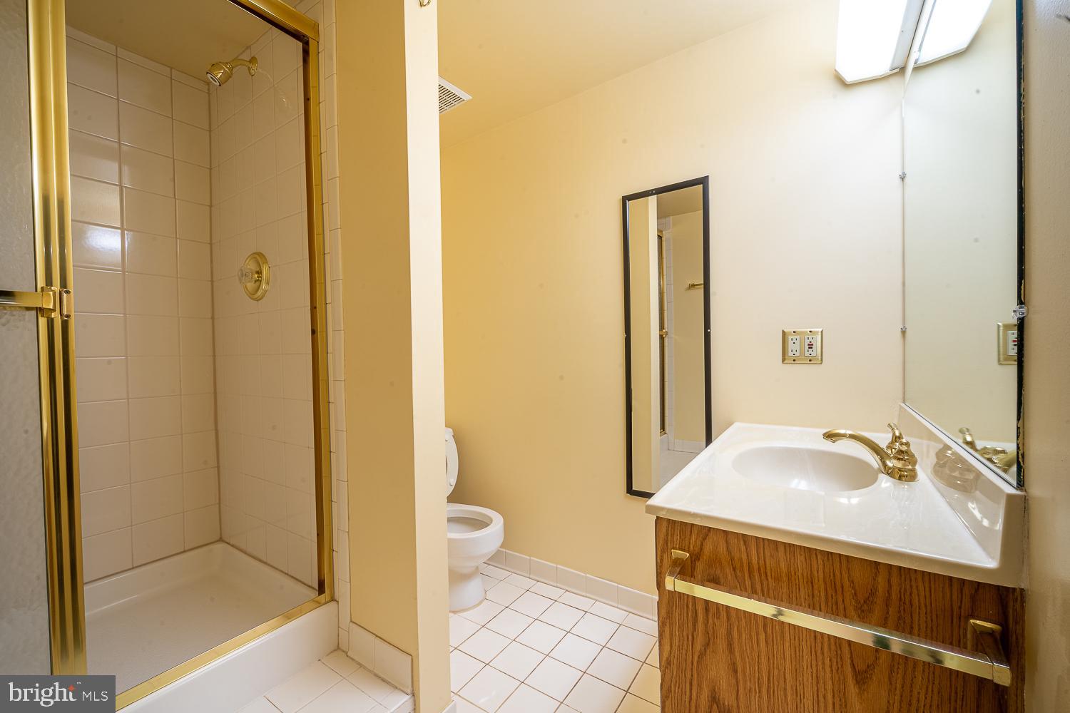 1197 Winter Hunt Road McLean, VA 22102 - Photo 52 of 61 4th full bathroom located in basement