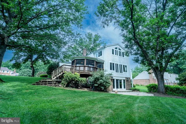 $1,849,999 | 1197 Winter Hunt Road, McLean, VA 22102