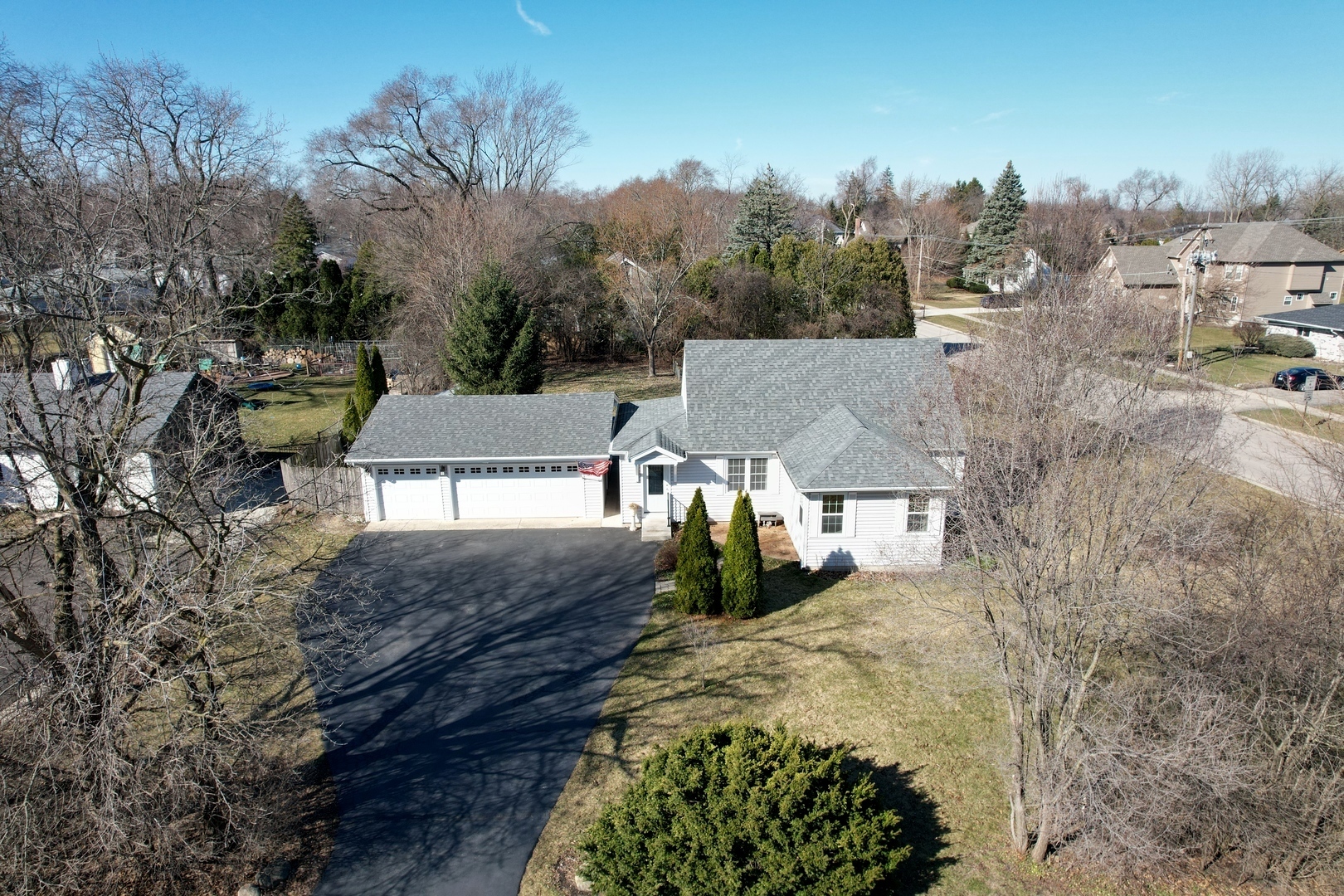 390 Pleasant Hill Road Wheaton, IL 60187 - Photo 1 of 22 Gallery Image 1