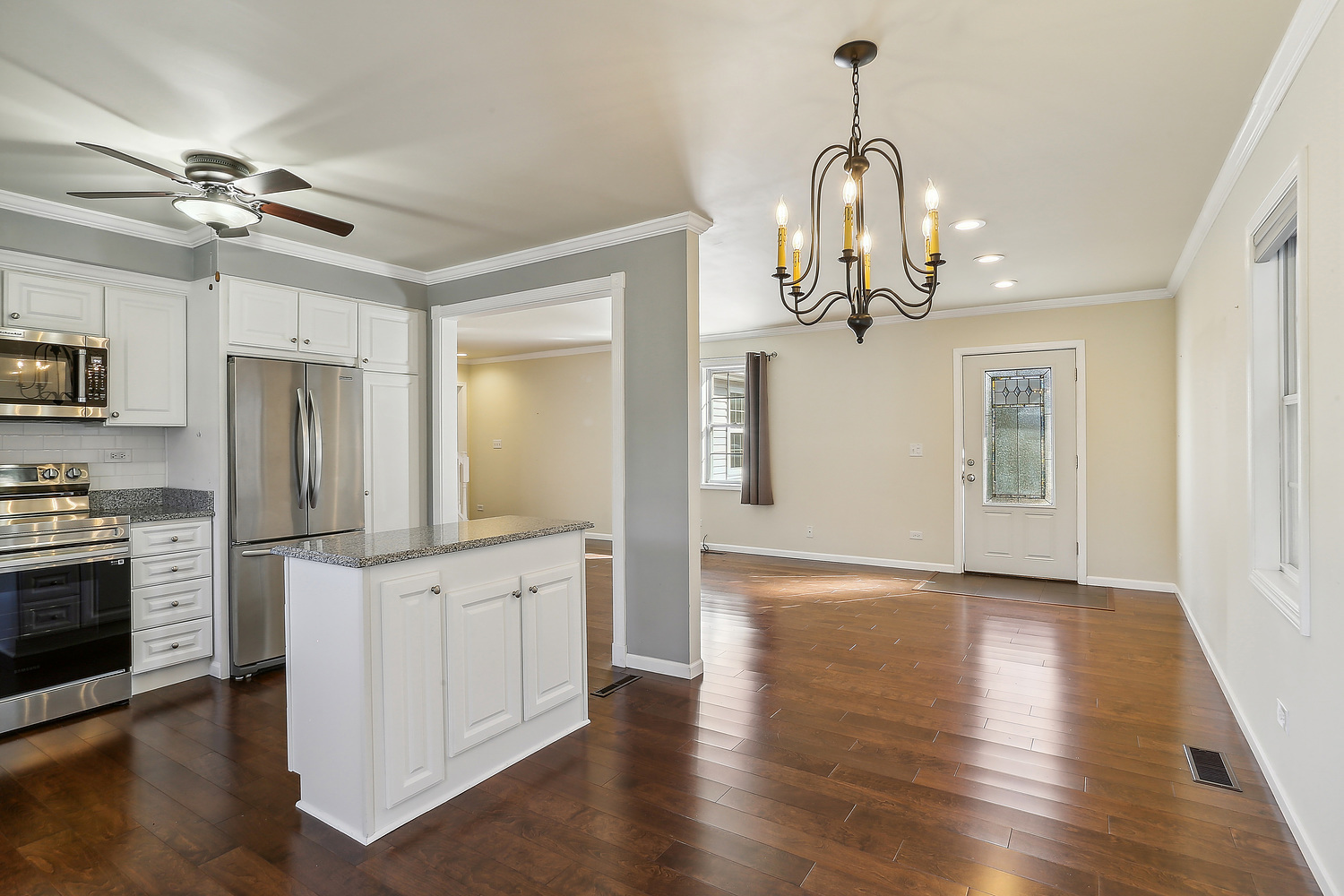 390 Pleasant Hill Road Wheaton, IL 60187 - Photo 15 of 22 Gallery Image 15