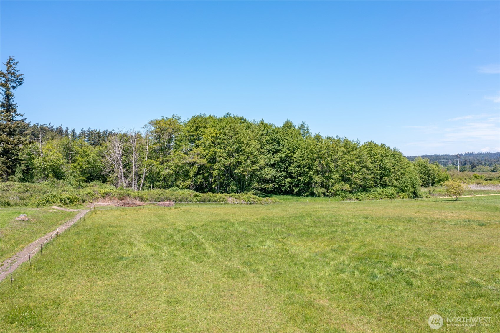 2750 Torpedo Road Oak Harbor, WA 98277 - Photo 36 of 40