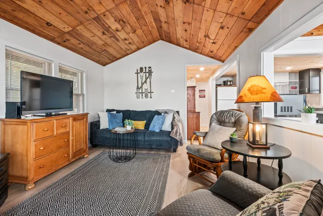 $979,000 | 51 Butterworth Drive, Naples, ME 04055