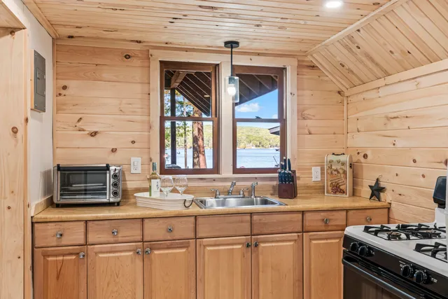 $979,000 | 51 Butterworth Drive, Naples, ME 04055