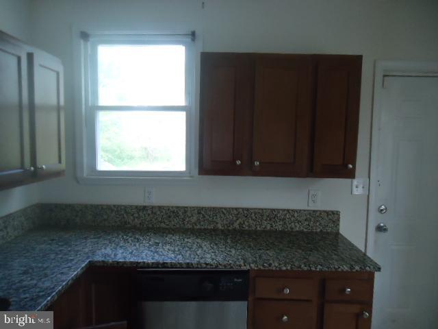 1027 Haverhill Road Baltimore, MD 21229 - Photo 9 of 18 Gallery Image 9