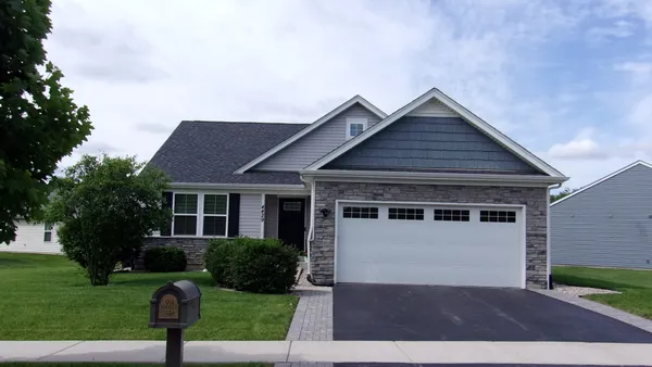 $410,000 | 4429 East Millbrook Circle, Yorkville, IL 60560