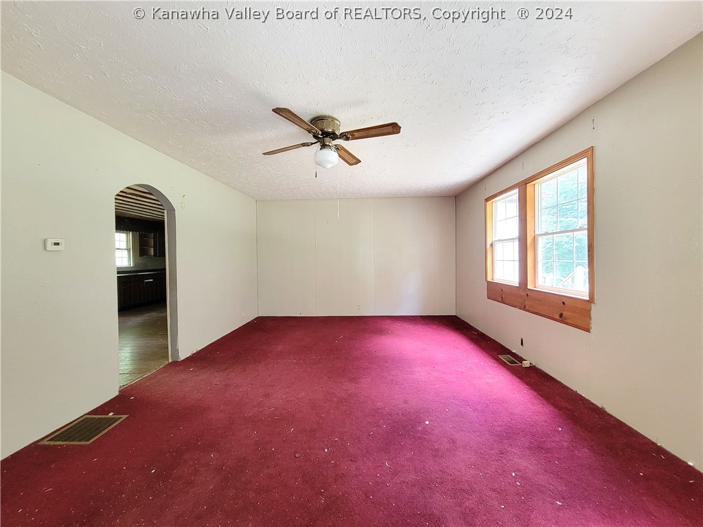 367 Sleepy Creek Road Hurricane, WV 25526 - Photo 2 of 23 Gallery Image 2