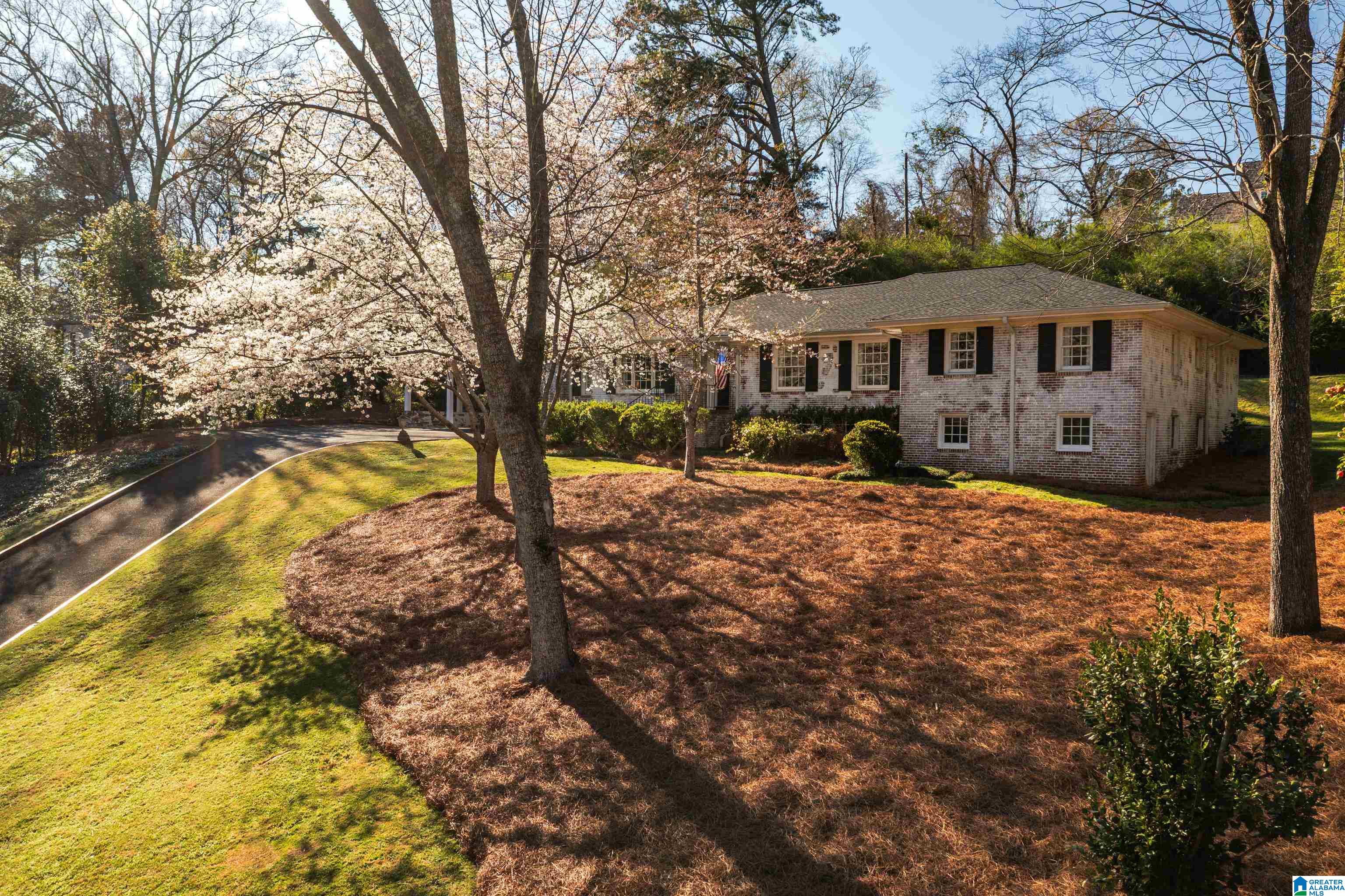 18 Beechwood Road Birmingham, AL 35213 - Photo 6 of 83