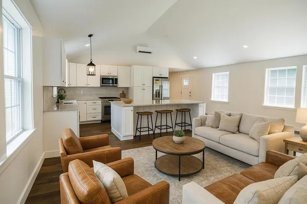 $676,000 | 497 North Parish Road, Turner, ME 04282